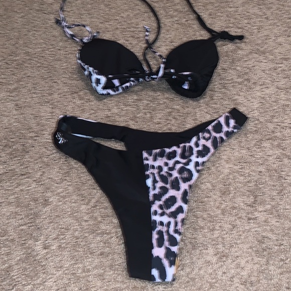 Leopard and black bikini set brand new never worn - Picture 3 of 5